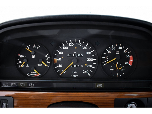 Mercedes-Benz 500 SE - автомобили, коли, обяви за нови и употребявани 33