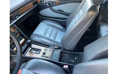 Mercedes-Benz 560 560SEC - автомобили, коли, обяви за нови и употребявани 9