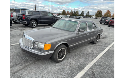 mercedes-benz-560 - 1