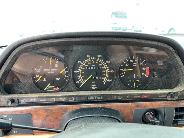 Mercedes-Benz 560 SEL - автомобили, коли, обяви за нови и употребявани 5