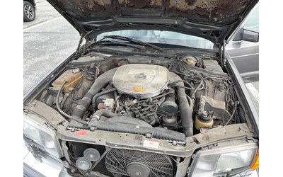 Mercedes-Benz 560 SEL - автомобили, коли, обяви за нови и употребявани 9