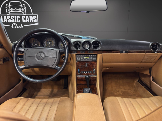 Mercedes-Benz 560 SL - автомобили, коли, обяви за нови и употребявани 26