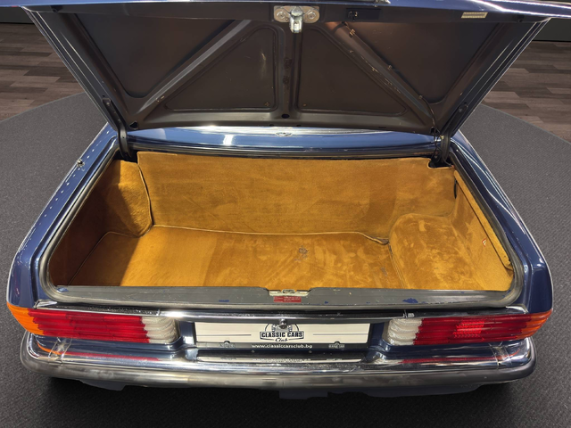 Mercedes-Benz 560 SL - автомобили, коли, обяви за нови и употребявани 32