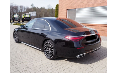 mercedes-benz-8-s580-4matic-l-amg-line - 3