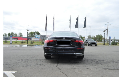 mercedes-benz-8-s580-4matic-l-amg-line - 2