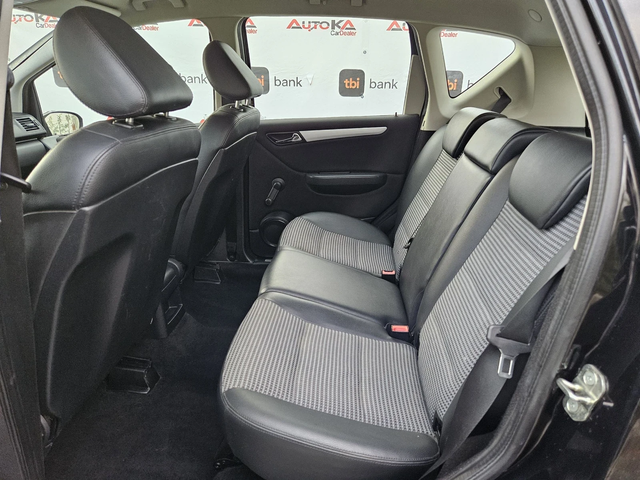 Mercedes-Benz A 150 1.5i-95кс= АВТОМАТ= ПОДГРЕВ= АВТОПИЛОТ= КЛИМАТРОНИ - автомобили, коли, обяви за нови и употребявани 8