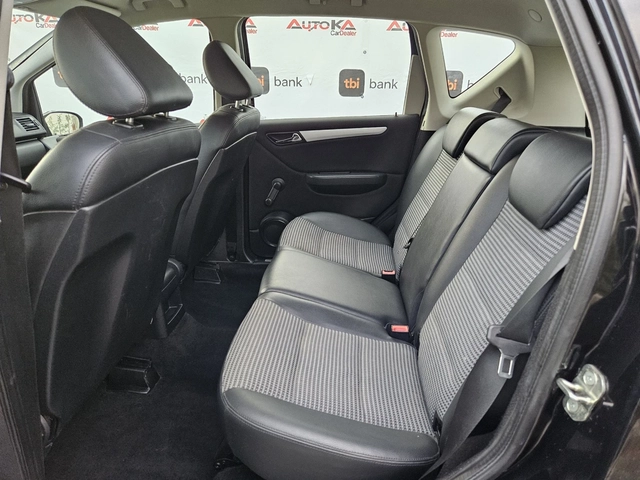 Mercedes-Benz A 150 1.5i-95кс= АВТОМАТ= ПОДГРЕВ= АВТОПИЛОТ= КЛИМАТРОНИ - автомобили, коли, обяви за нови и употребявани 8