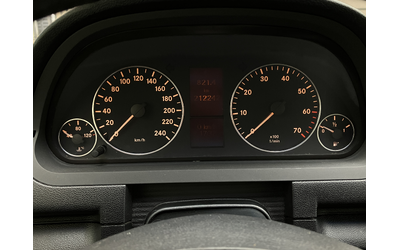 Mercedes-Benz A 150 ELEGANCE* Android NAVI* 2 ключа* LED фарове* Парктроник* - автомобили, коли, обяви за нови и употребявани 11