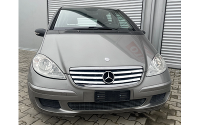 mercedes-benz-a-180 - 1