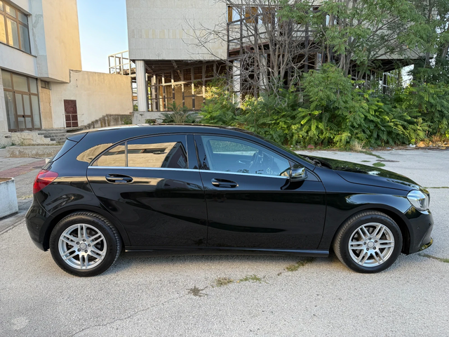 Mercedes-Benz A 180 i AUTOMATIC - автомобили, коли, обяви за нови и употребявани 2