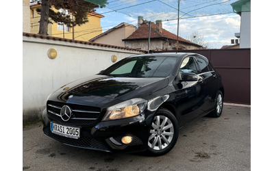 mercedes-benz-a-180 - 0