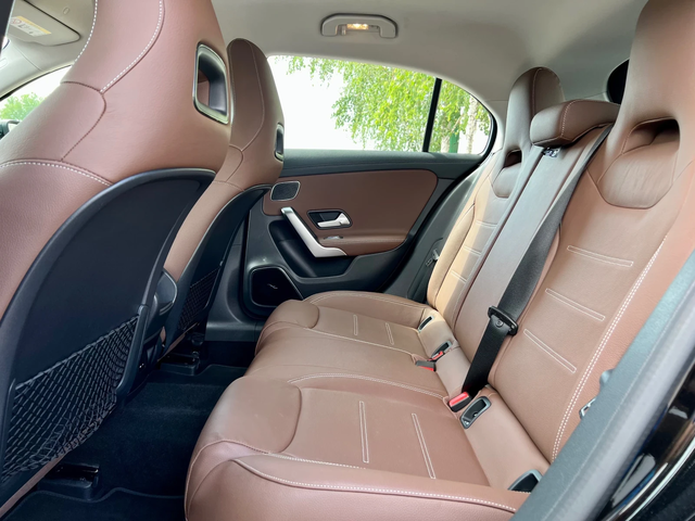 Mercedes-Benz A 180 - автомобили, коли, обяви за нови и употребявани 8