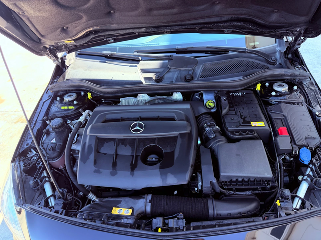 Mercedes-Benz A 180 CDI-SPORT-NAVI-AMG* - автомобили, коли, обяви за нови и употребявани 16