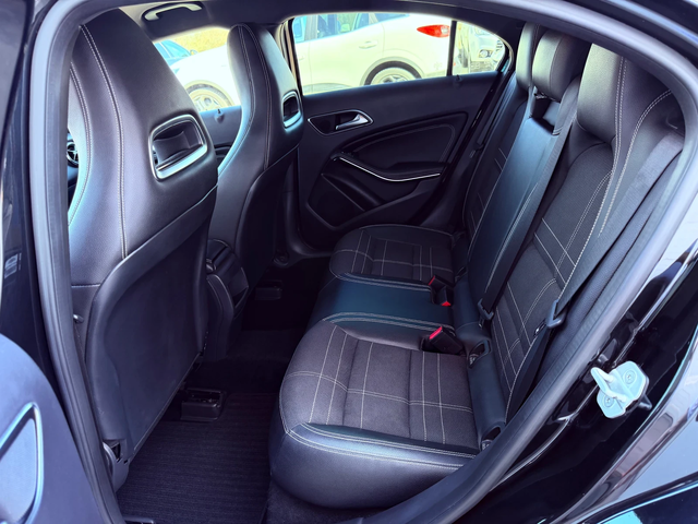 Mercedes-Benz A 180 CDI-SPORT-NAVI-AMG* - автомобили, коли, обяви за нови и употребявани 7