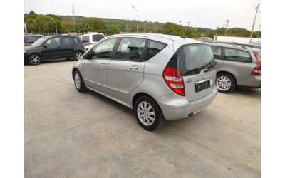 mercedes-benz-a-180 - 3