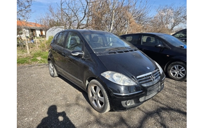 mercedes-benz-a-180 - 1