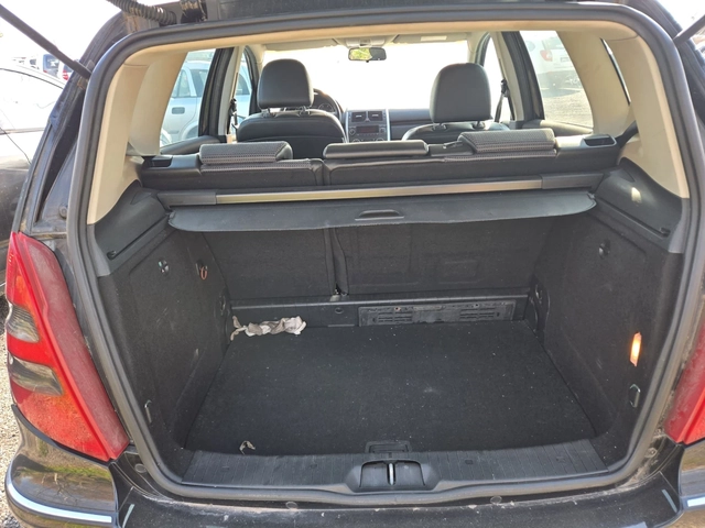 Mercedes-Benz A 180 2.0CDI-109кс= 6СКОРОСТИ= КЛИМАТРОНИК - автомобили, коли, обяви за нови и употребявани 8