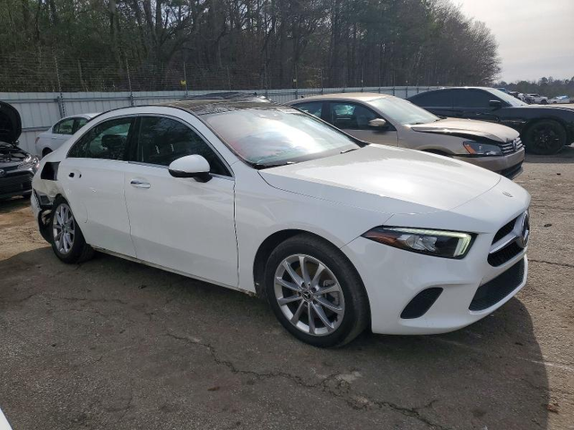 Mercedes-Benz A 2.0L 4 ALL WHEEL DRIVE - автомобили, коли, обяви за нови и употребявани 3