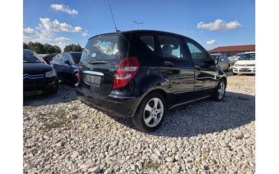 mercedes-benz-a-200 - 4