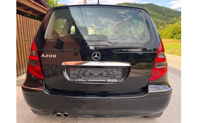 mercedes-benz-a-200 - 4