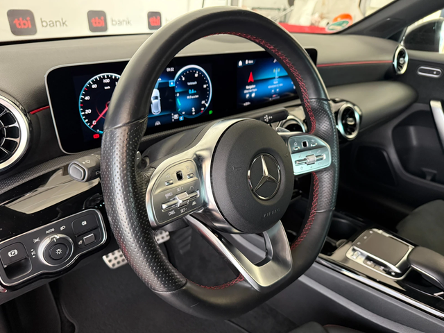 Mercedes-Benz A 200 d AMG Line* 150к.с.* ПЪЛНА ИСТОРИЯ В МЕРЦЕДЕС - автомобили, коли, обяви за нови и употребявани 8