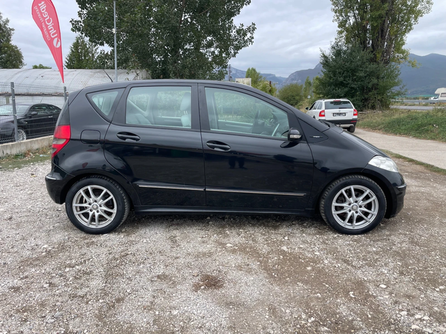 Mercedes-Benz A 200 CDI-AVTOMAT-NAVI-ITALIA - автомобили, коли, обяви за нови и употребявани 3