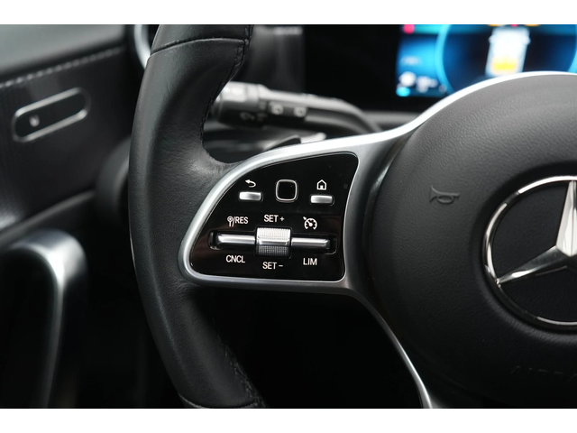 Mercedes-Benz A 220 d Progressive - автомобили, коли, обяви за нови и употребявани 11