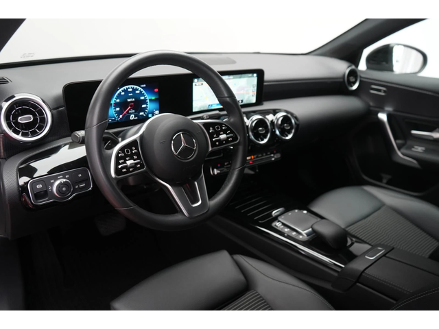 Mercedes-Benz A 220 d Progressive - автомобили, коли, обяви за нови и употребявани 6