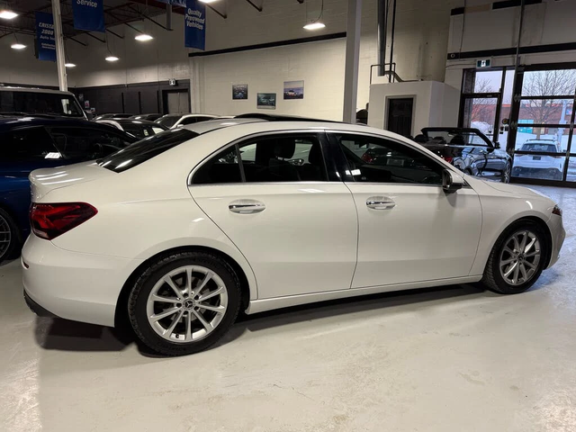 Mercedes-Benz A 220 Sedan 4MATIC* АвтоКредит* (Цена до БГ) - автомобили, коли, обяви за нови и употребявани 4