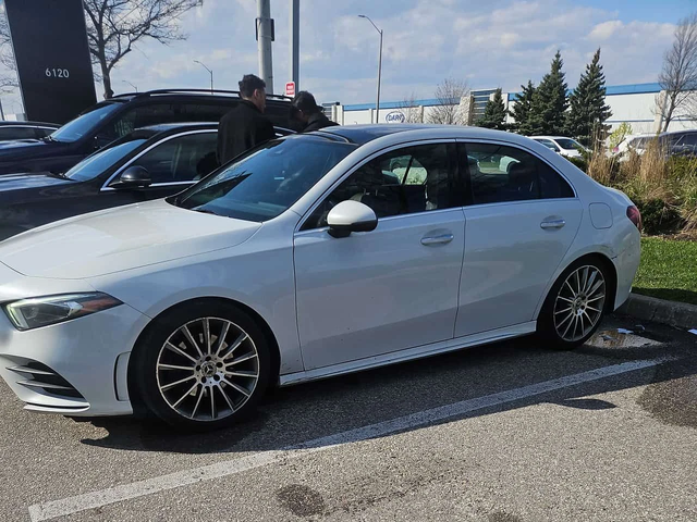Mercedes-Benz A 220 * CARFAX * ПОДГРЕВ * ПАМЕТ * NAVI - автомобили, коли, обяви за нови и употребявани 1