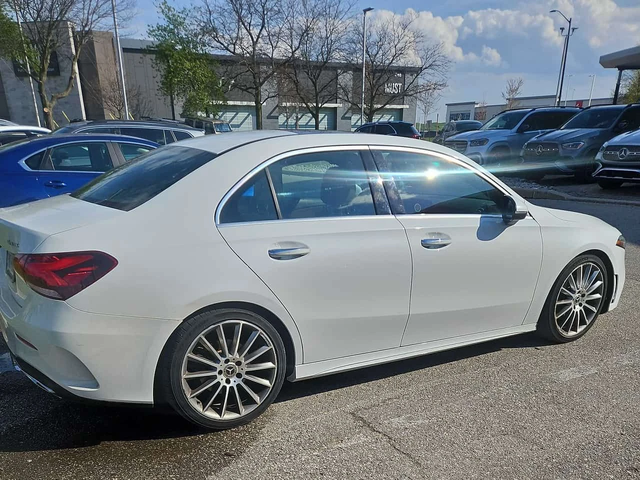 Mercedes-Benz A 220 * CARFAX * ПОДГРЕВ * ПАМЕТ * NAVI - автомобили, коли, обяви за нови и употребявани 2