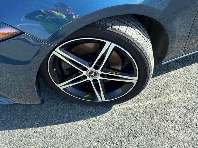 Mercedes-Benz A 220 * КОМПЛЕКТ ДЖАНТИ * 2 КЛЮЧА * КАМЕРА * ПАМЕТ - автомобили, коли, обяви за нови и употребявани 6