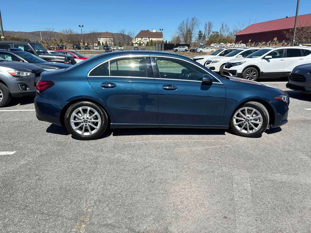 Mercedes-Benz A 220 * КАМЕРА * ПОДГРЕВ * NAVI * ПАМЕТ - автомобили, коли, обяви за нови и употребявани 2
