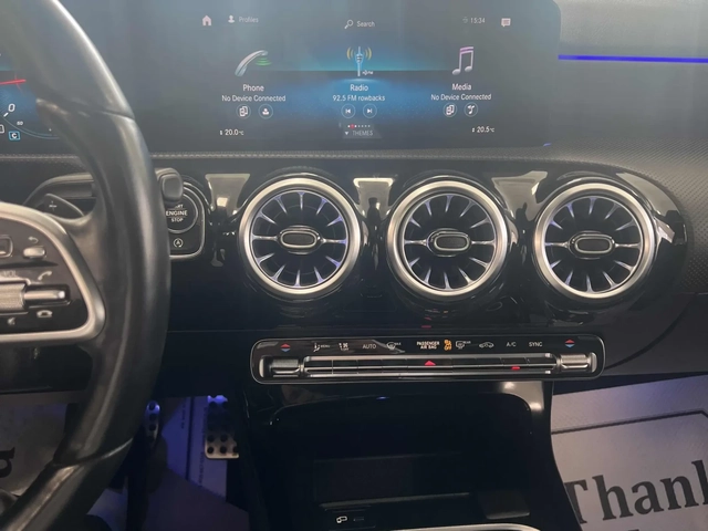 Mercedes-Benz A 220 4MATIC Sedan * CARFAX * АВТО КРЕДИТ * - автомобили, коли, обяви за нови и употребявани 6