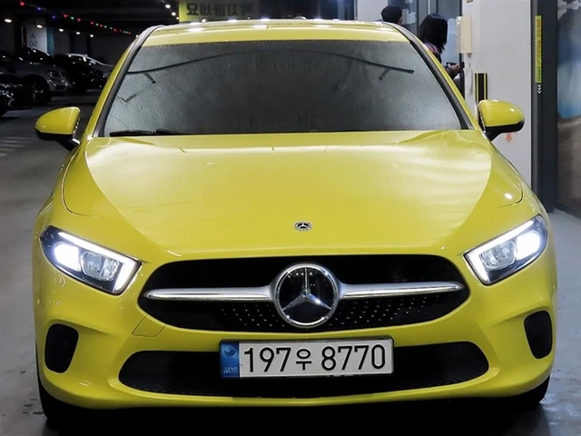 Mercedes-Benz A 220 * ДИГИТАЛ* АМБИЕНТ* ПАМЕТ* LED ФАРОВЕ* КАМЕРА * ПО - автомобили, коли, обяви за нови и употребявани 2