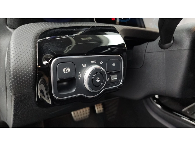 Mercedes-Benz A 220 2020* AMG PK* DYNAMICA* DIGITAL* KEYLESS* КРАЙНА Ц - автомобили, коли, обяви за нови и употребявани 10