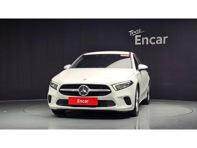 Mercedes-Benz A 220 - автомобили, коли, обяви за нови и употребявани 0