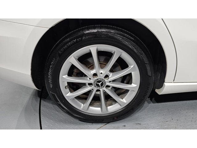 Mercedes-Benz A 220 - автомобили, коли, обяви за нови и употребявани 2