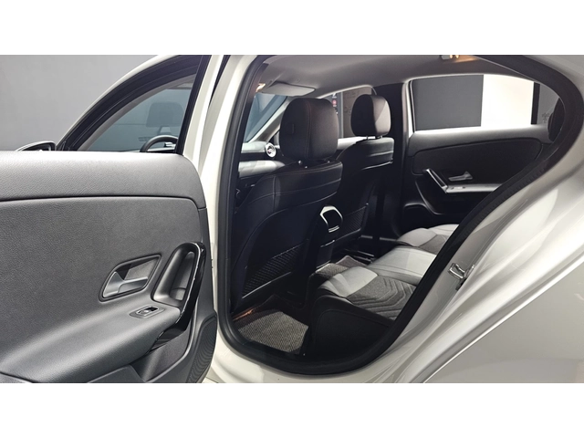 Mercedes-Benz A 220 - автомобили, коли, обяви за нови и употребявани 8
