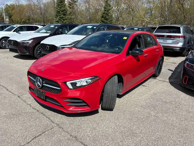 Mercedes-Benz A 250 | DISTRONIC | ПОДГРЕВ | ПАНОРАМА | CARFAX | - автомобили, коли, обяви за нови и употребявани 0