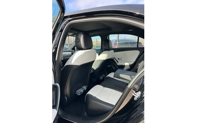 Mercedes-Benz W136 2020 Mercedes-Benz A-Class 35AMG - автомобили, коли, обяви за нови и употребявани 12