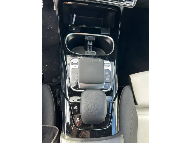 Mercedes-Benz A 35 2020 Mercedes-Benz A-Class 35AMG - автомобили, коли, обяви за нови и употребявани 14