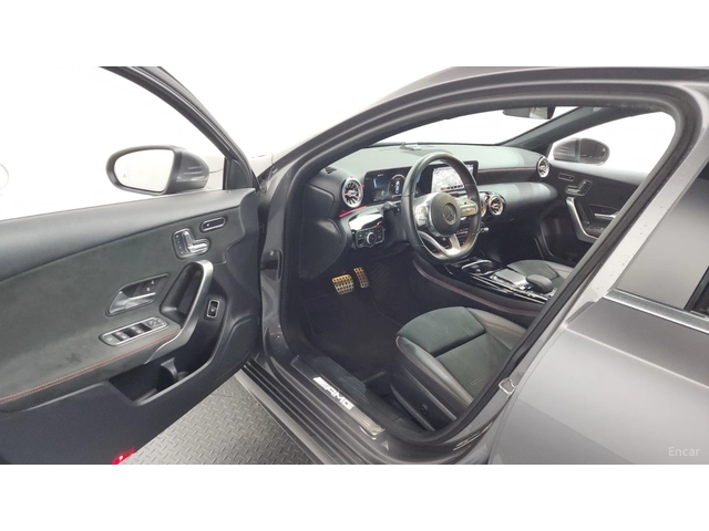 Mercedes-Benz A 35 AMG* 4MATIC* КОЖА* ПОДГРЕВ* ПАНО* КАМЕРА* - автомобили, коли, обяви за нови и употребявани 9