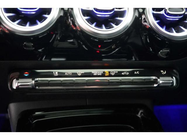 Mercedes-Benz A45 AMG A 45 AMG - автомобили, коли, обяви за нови и употребявани 10