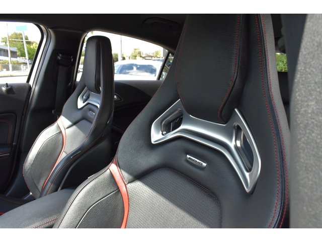 Mercedes-Benz A45 AMG F1-EDITION - автомобили, коли, обяви за нови и употребявани 11