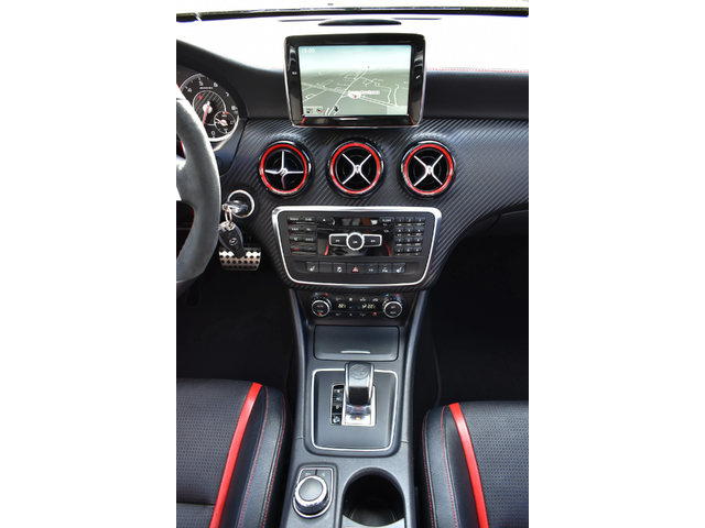 Mercedes-Benz A45 AMG F1-EDITION - автомобили, коли, обяви за нови и употребявани 16