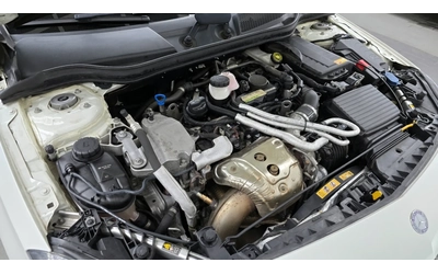 Mercedes-Benz A45 AMG - автомобили, коли, обяви за нови и употребявани 14