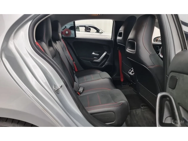 Mercedes-Benz A45 AMG 4MATIC+ * Алкантара* КАМЕРА - автомобили, коли, обяви за нови и употребявани 9