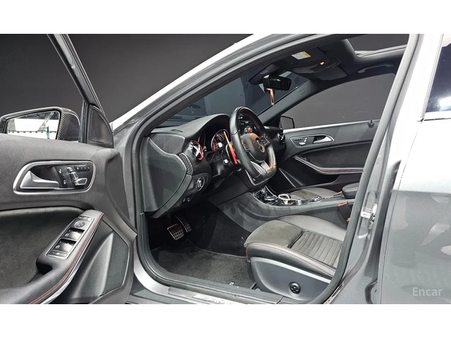 Mercedes-Benz A45 AMG AMG 4 MATIC * FULL EXTRAS - автомобили, коли, обяви за нови и употребявани 6
