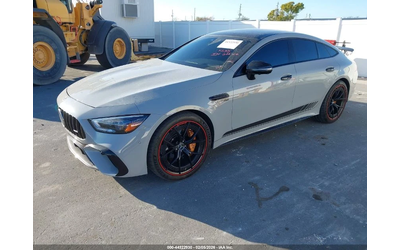 mercedes-benz-amg-gt - 3